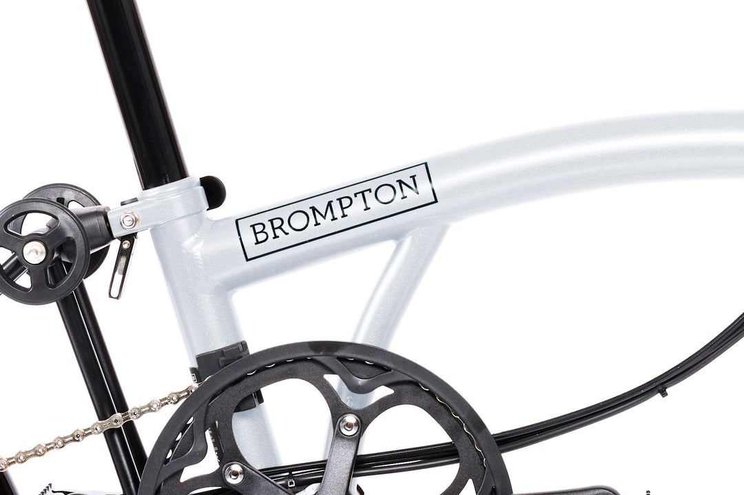 Brompton Electric P Line Urban - 4-Speed - Mid Handlebar - With Rack