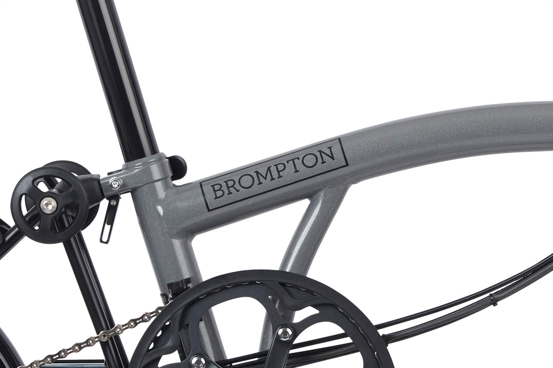 Brompton Electric P Line Urban - 4-Speed - Mid Handlebar - With Rack