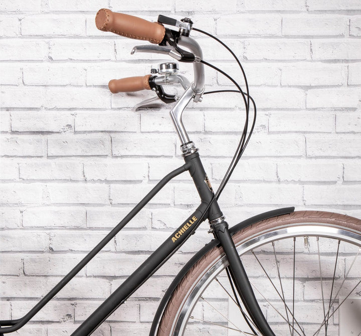 Achielle Louise in Matte Black front view detail handlebars. (6671281324083)