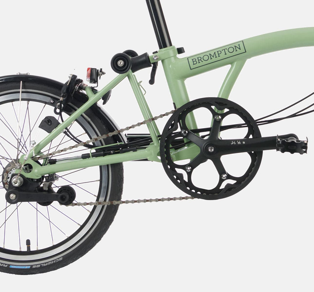 Brompton C Line Urban High Handlebar 2-speed folding bike in Matcha Green - drivetrain