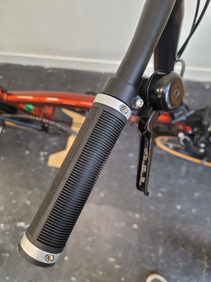 Custom Brompton - C Line Urban 2 Speed - Flame Lacquer - Low Handlebar 2023