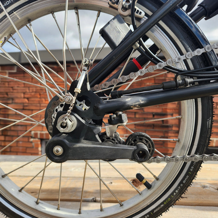 Brompton Exchange -M6L - 6 Speed - High Handlebar Sand & Black (2011)