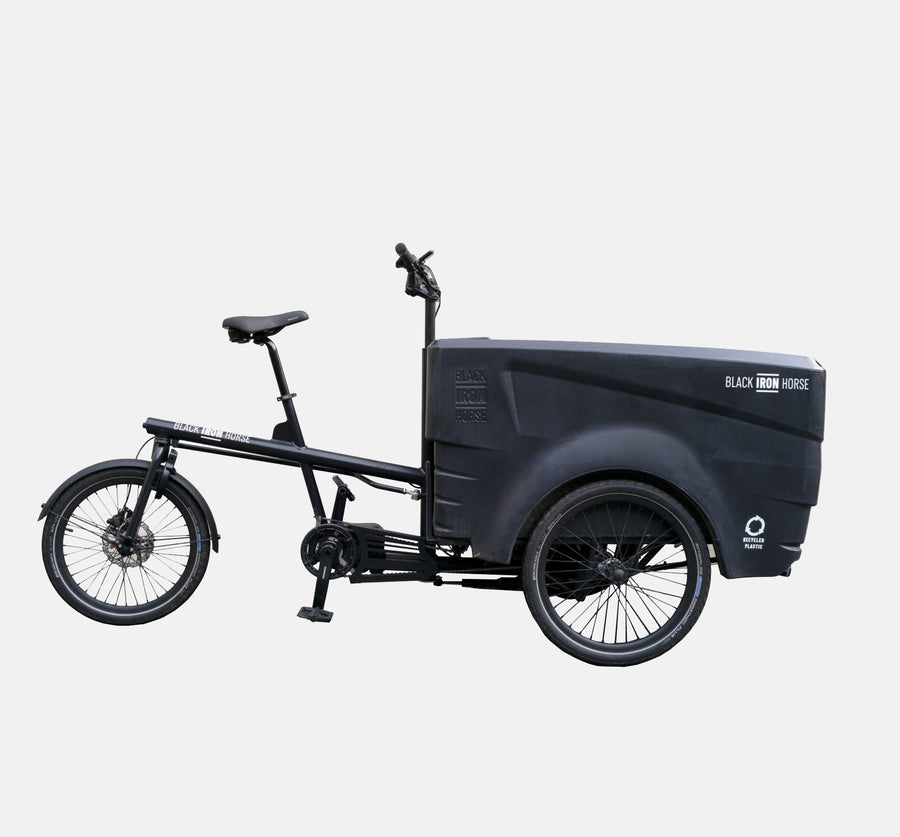 Black Iron Horse Polly Dog Danish Cargo Bike for Pets Shown From the Side