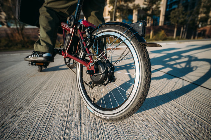 Brompton Electric C Line with SuperRoll+ (Rear Rack)- e-Motiq system - 4-speed