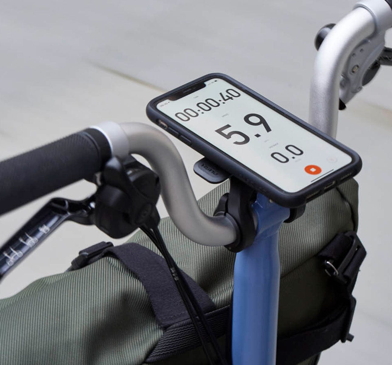 【未開封新品】 BROMPTON QUAD LOCK PHONE MOUNT Quad Lock® Phone Mount for A,C and P Line | Brompton Bicycle USA