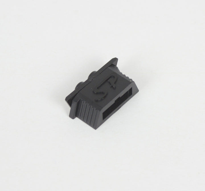 M Connector (4437691957299)