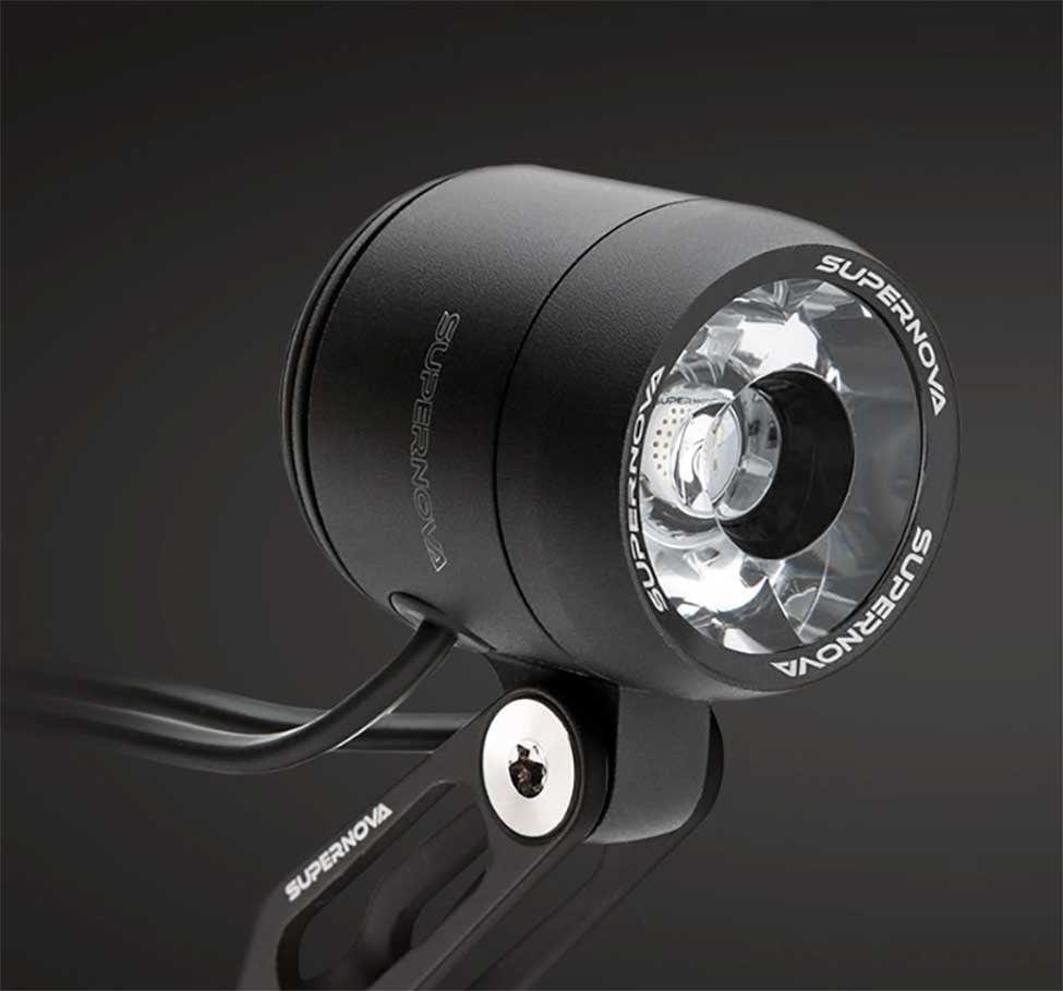 supernova e3 pure 3 dynamo light