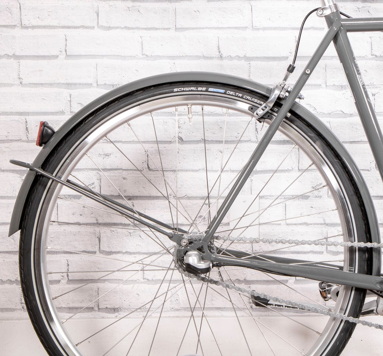 Pelago Bristol 3-Speed City Bike - Winter Riding, Uninterrupted